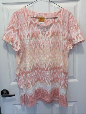 Ruby Rd. Peach and White Tie-Dye Short Sleeve Top